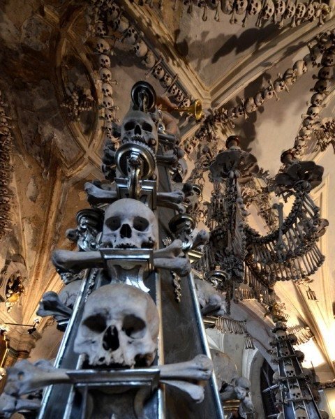 bone-church-sedlec-ossuary-011