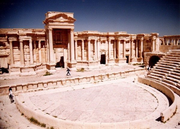 palmyra-syria-ruins-006