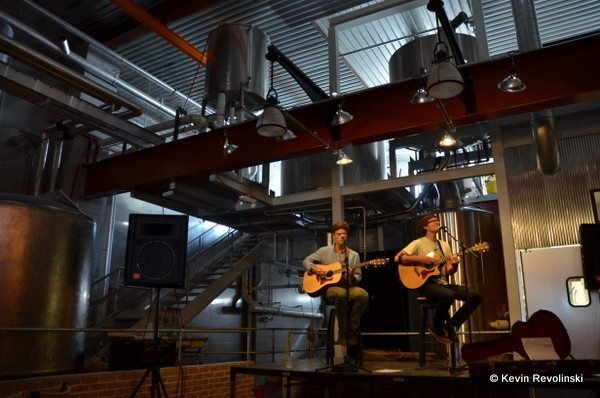 Live music at Appleton Beer Factory